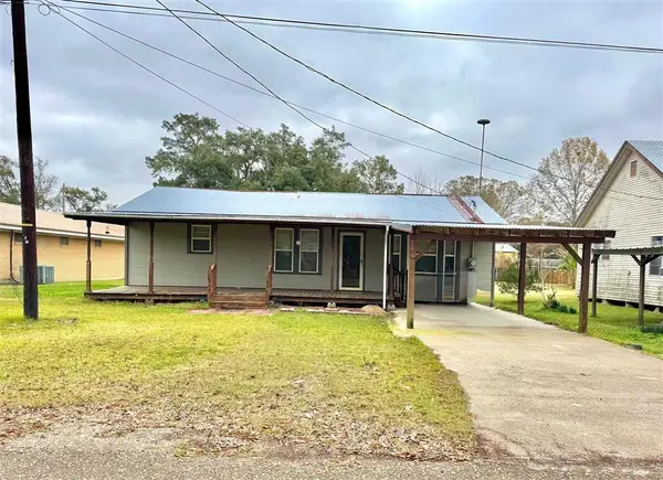 106 S 10th Street S, Oberlin, LA 70655