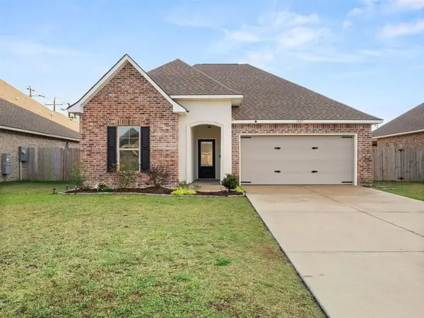 1507 Bowen Road, Lake Charles, LA 70611