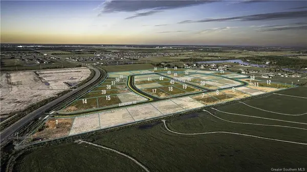 49 Waterside Meadows, Lake Charles, LA 