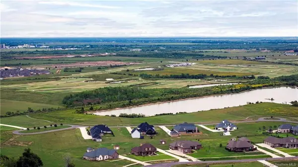 26 Waterside Meadows, Lake Charles, LA 