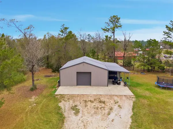 4131 Hickory Branch, Moss Bluff, LA 70611