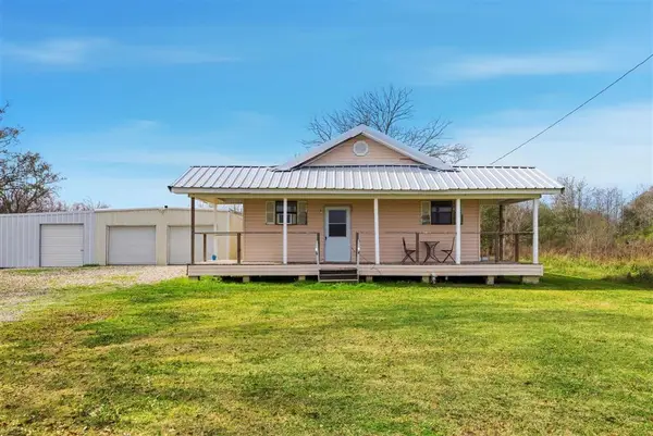 17263 Louisiana 101, Iowa, LA 70647