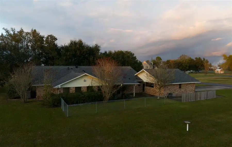 2911 Mickey Lane, Lake Charles, LA 70607 - Image #2