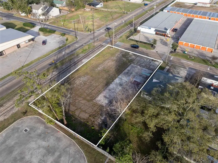 2004 Hodges Street, Lake Charles, LA  - Image #3