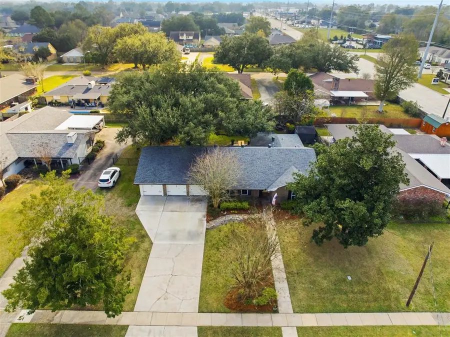 1407 Jefferson Drive, Lake Charles, LA 70605 - Image #2