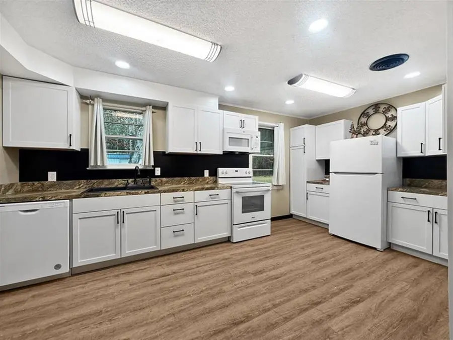 9057 Highway 8, Leesville, LA 71446 - Image #3