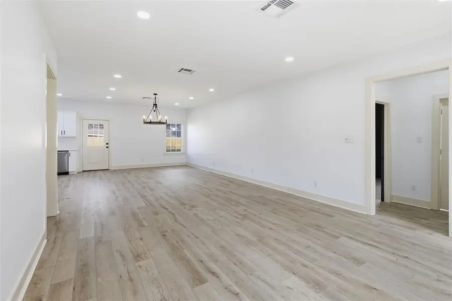 214 Beauregard Street, Lake Charles, LA 70605 - Image #2