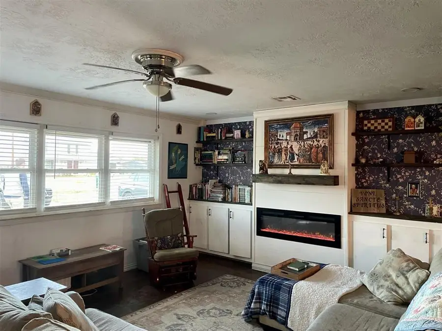 311 Wayside Drive, Westlake, LA 70669 - #3