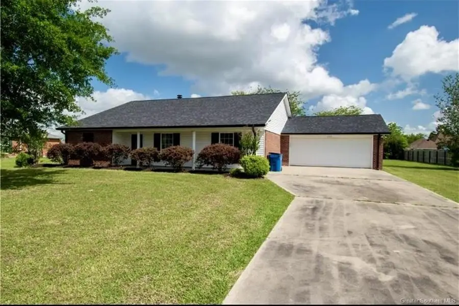 1304 Mohican Dr Drive, Lake Charles, LA 70611 - #2