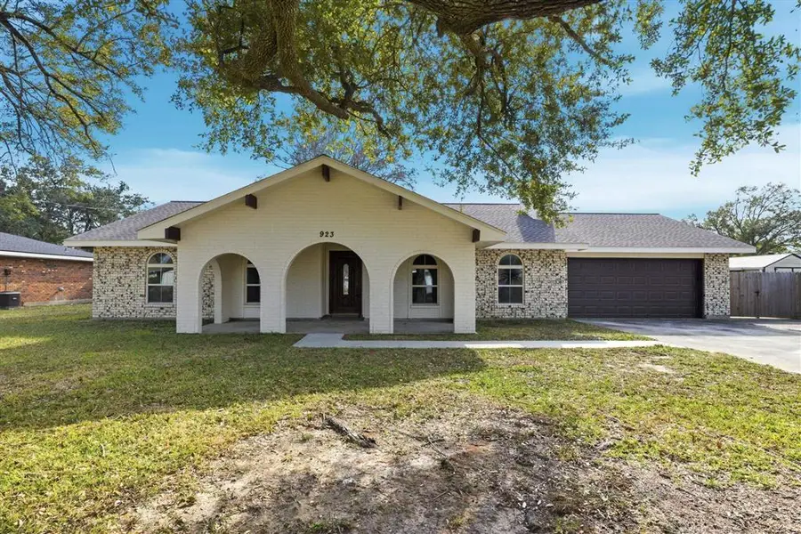 923 Southfield Road, Lake Charles, LA 70605 - Image #2