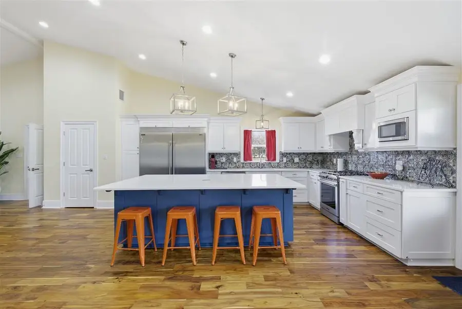 2829 W Prien Lake Road W, Lake Charles, LA 70605 - Image #2