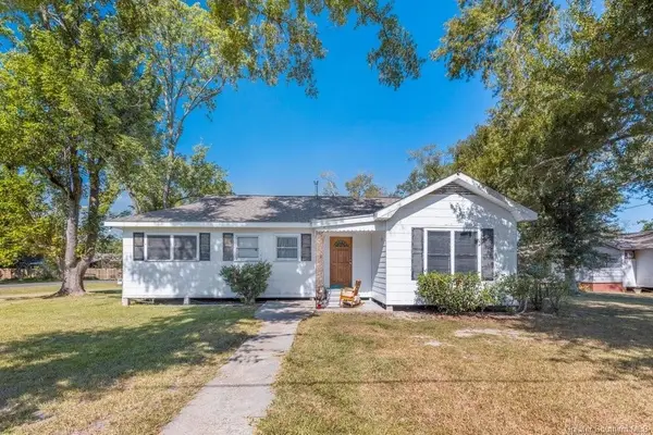 318 S Welty St Street S, Iowa, LA 70647