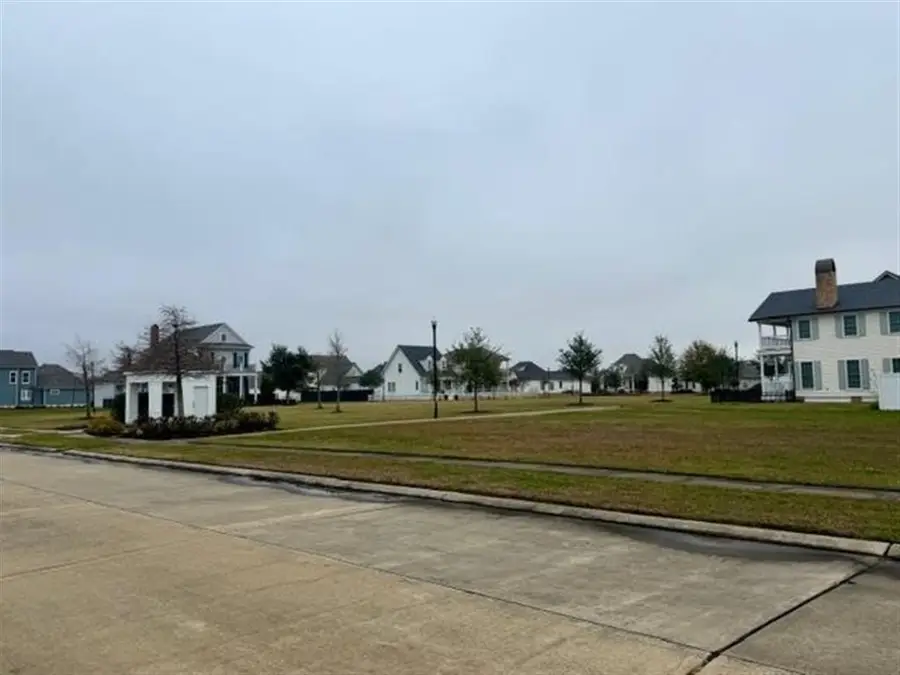 2126 Saint Patrick Avenue, Lake Charles, LA 70601 - Image #2
