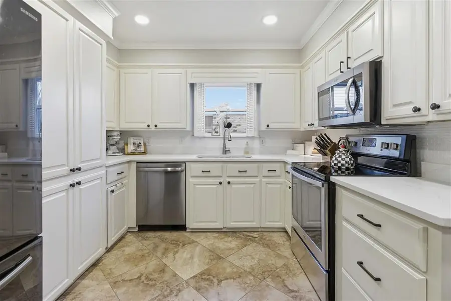 115 Greenway Street, Lake Charles, LA 70605 - Image #3