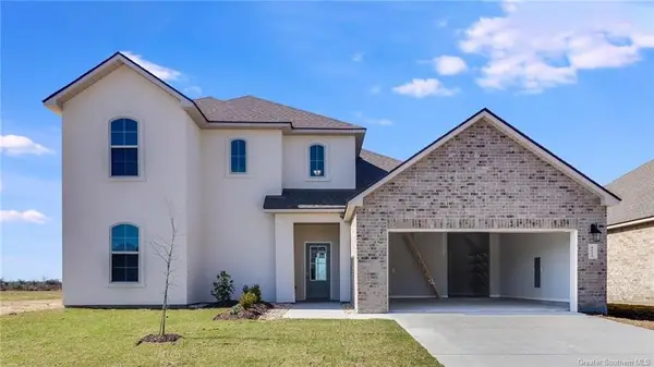 4697 E Ridge Road E, Lake Charles, LA 70607