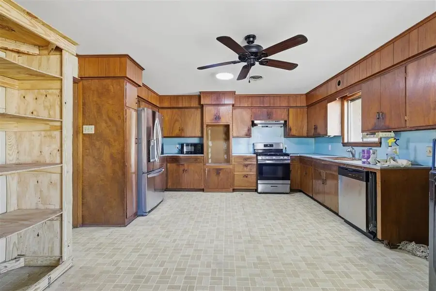 810 Patch Street, Sulphur, LA 70665 - Image #2