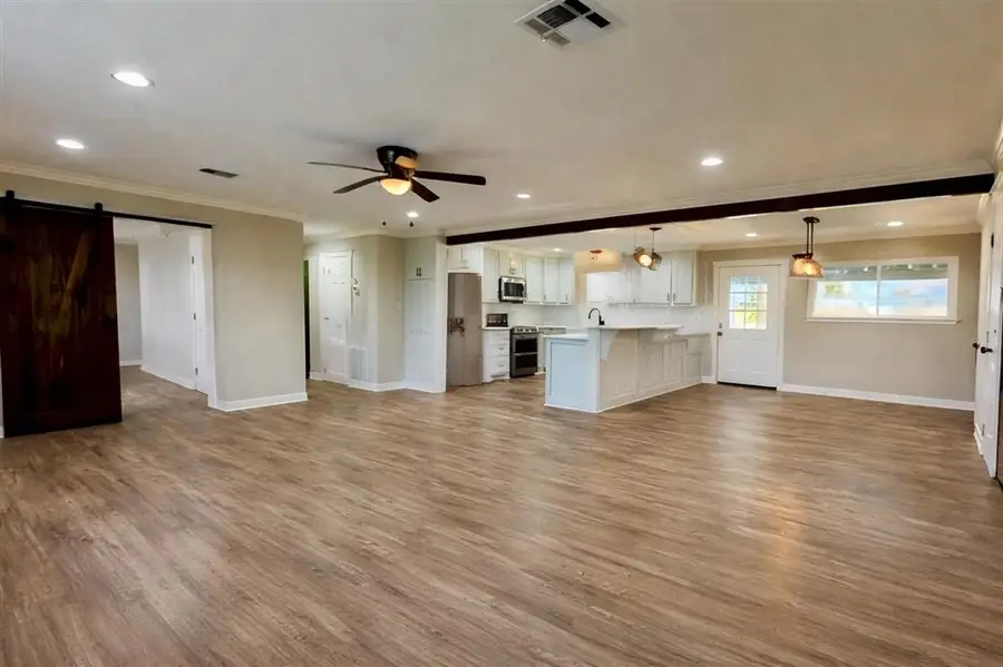 608 W Miller Avenue W, Iowa, LA 70647 - #2