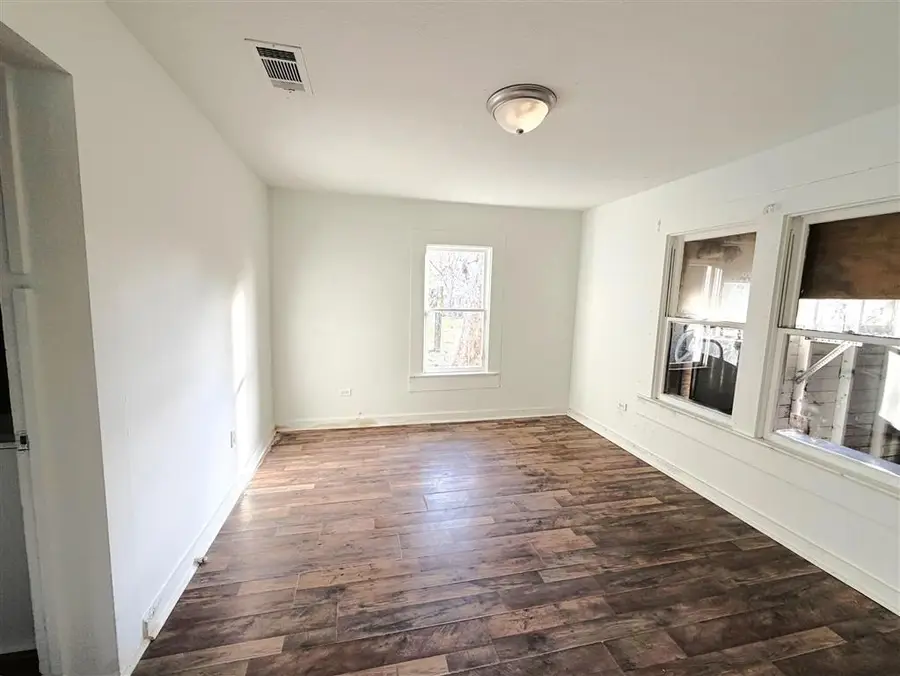 1014 Falls St Street, Lake Charles, LA 70601 - Image #2