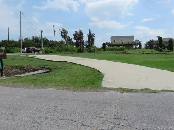 101 Seaward Avenue, Cameron, LA 70631