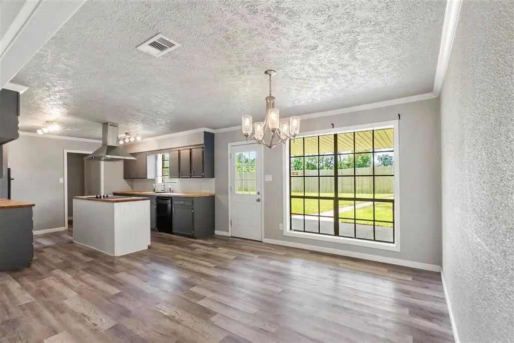 2606 Mary Drive, Sulphur, LA 70665 - Image #1