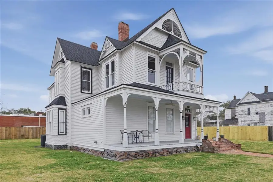 401 Pine St Street, Lake Charles, LA 70601 - #2