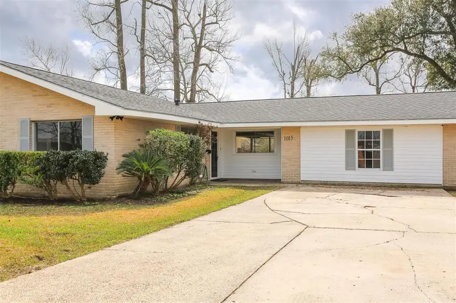 1015 Paris Street, Lake Charles, LA 70605 - #2