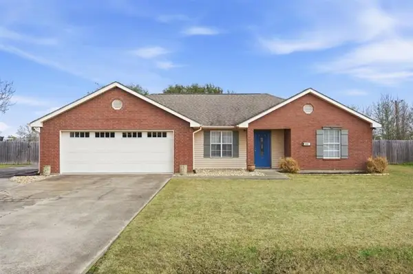 4166 Bertie Ann Road, Lake Charles, LA 70611
