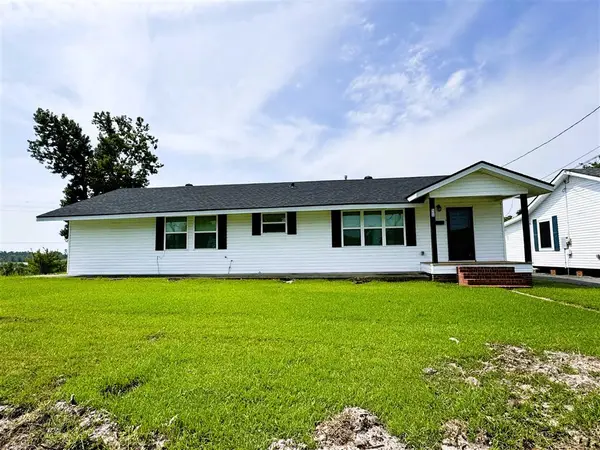 405 Mckinley Street, Westlake, LA 70669