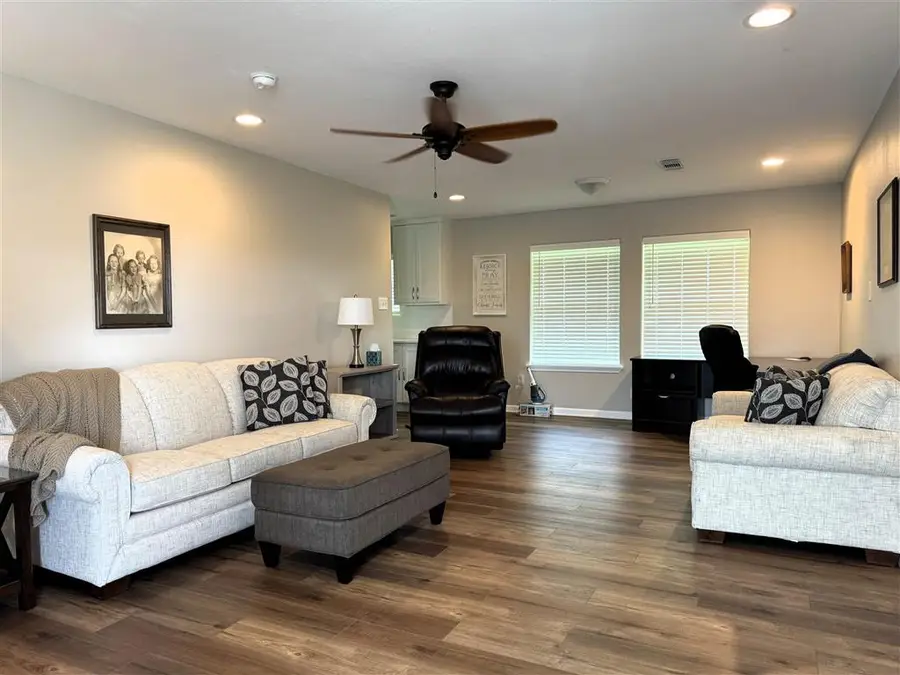 405 Mckinley Street, Westlake, LA 70669 - #2
