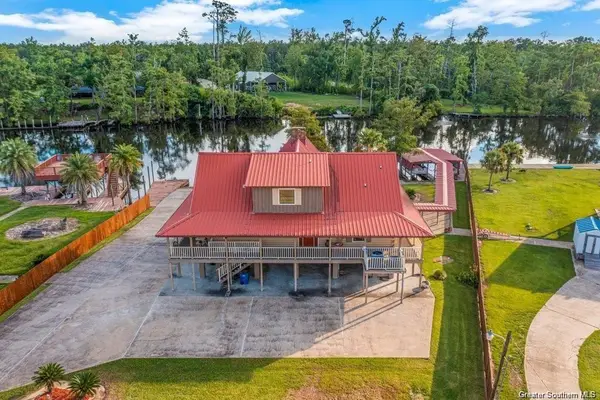 1545 S Perkins Ferry Road S, Lake Charles, LA 70611