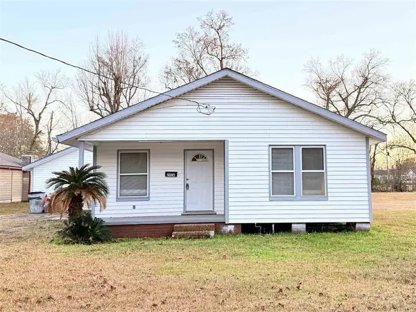2926 6th St Street, Lake Charles, LA 70615