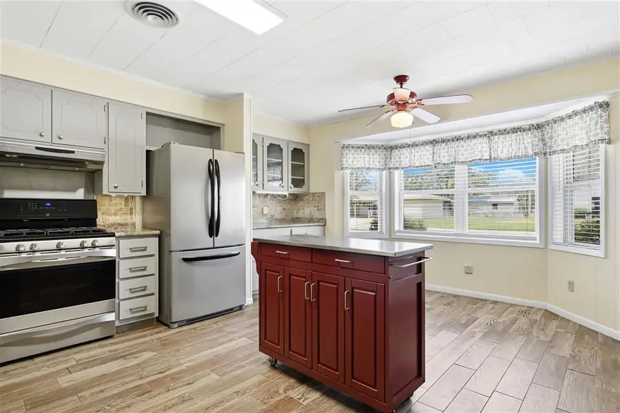 1115 Norwood Drive, Jennings, LA 70546 - #3