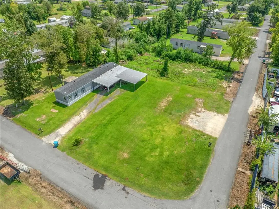 2518 Donnelly, Westlake, LA 70669 - #2