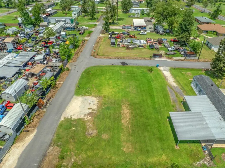 2518 Donnelly, Westlake, LA 70669 - #3