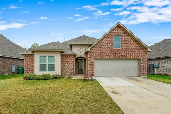 66 Pepper Creek Drive, Sulphur, LA 70663