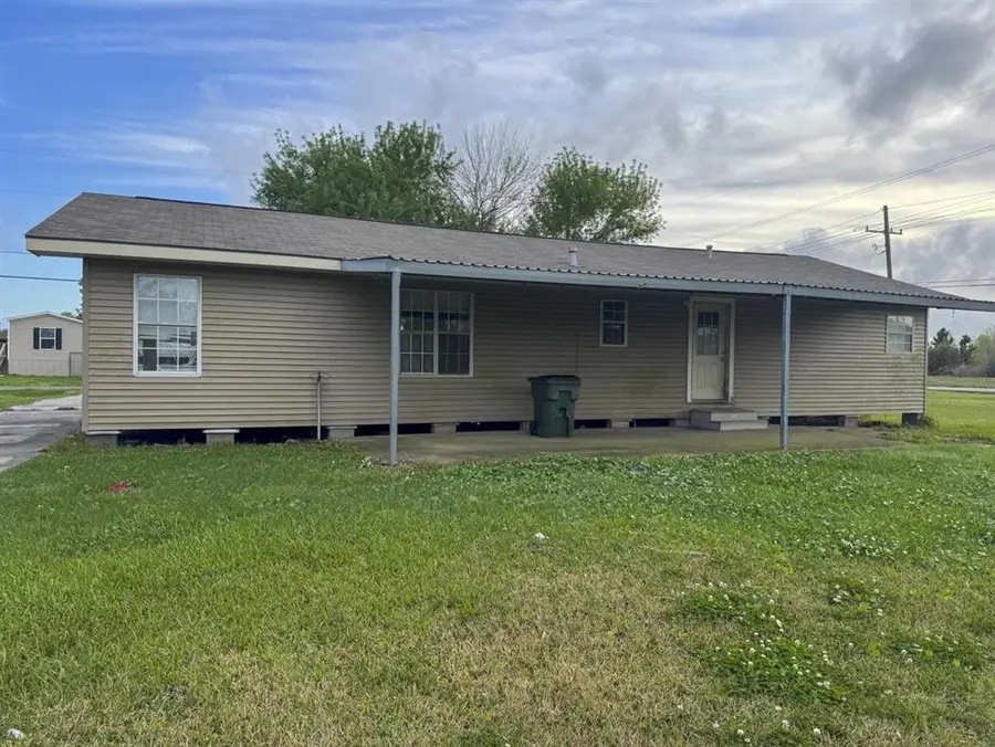 2524 Dolphin Dr Drive, Lake Charles, LA 70605 - #2