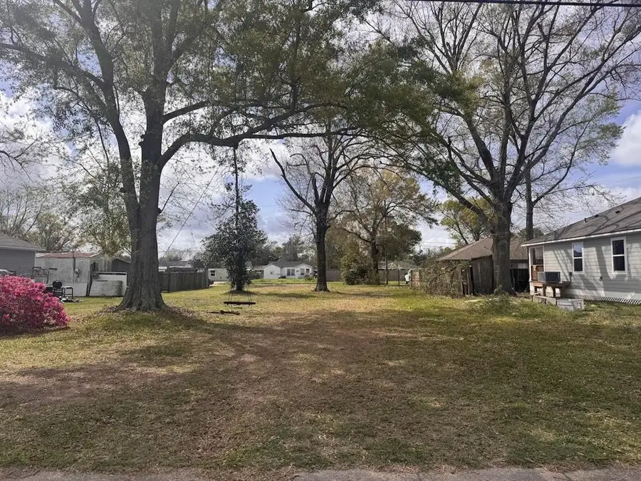 3906 Swanee Street, Lake Charles, LA 70601 - #3