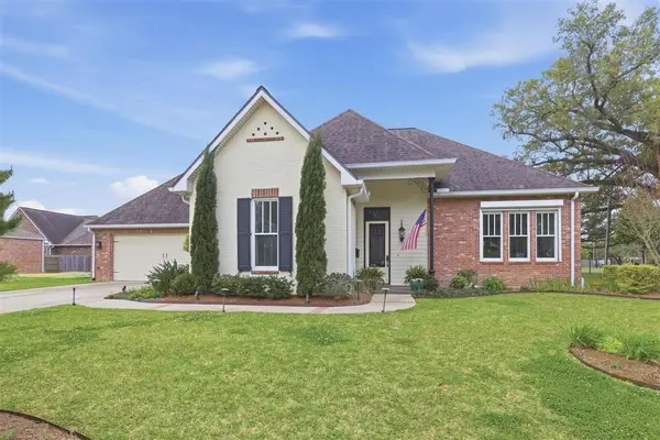 4510 Five Oaks Drive, Lake Charles, LA 70605