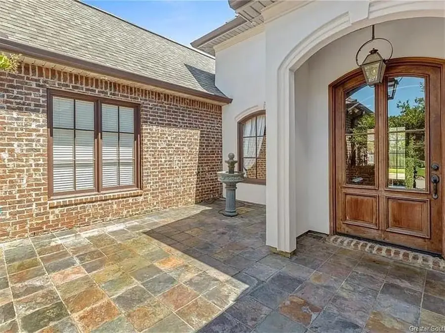 929 Carondelet St Street, Lake Charles, LA 70605 - #3