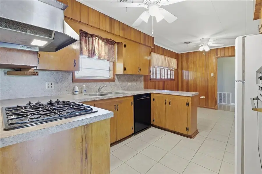 1003 Norwood Drive, Jennings, LA 70546 - #3