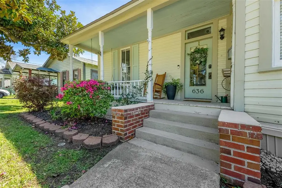 636 Cleveland St Street, Lake Charles, LA 70601 - #2