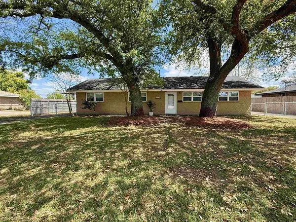 4539 Sale Lane, Lake Charles, LA 70605