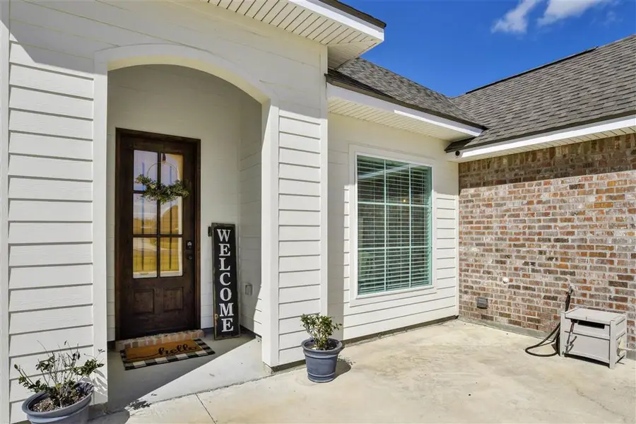 18966 Kayla Street, Iowa, LA 70647 - #2