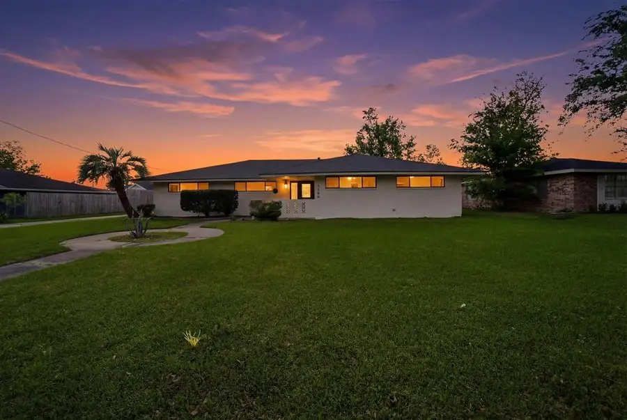 2200 Barbe Court, Lake Charles, LA 70601 - #3