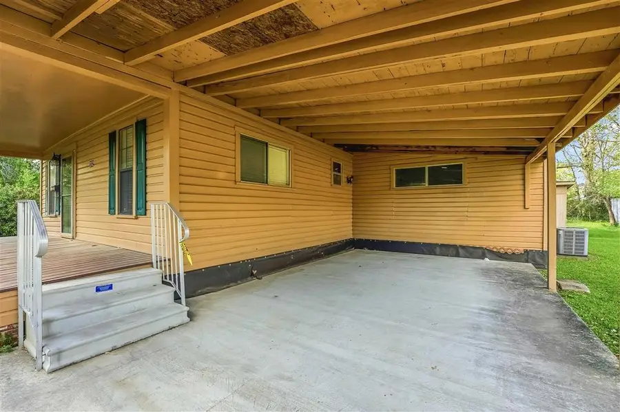 202 Gill Street, Dequincy, LA 70633 - #3