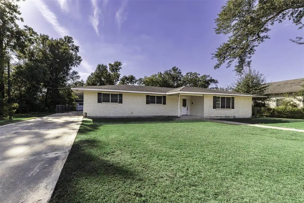 1612 E Stevenson St Street E, Vinton, LA 70668 - #1