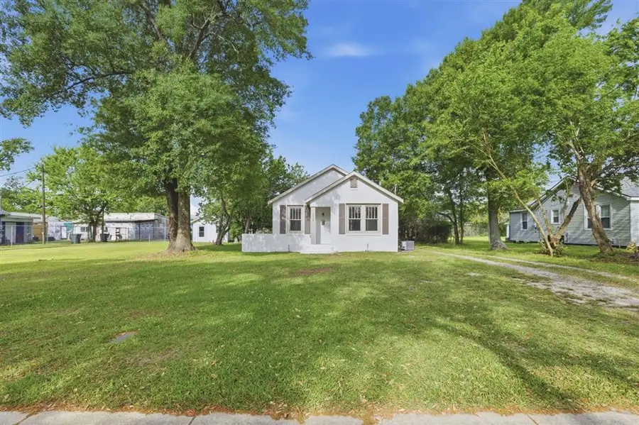 2202 Stanton Street, Lake Charles, LA 70601 - #2