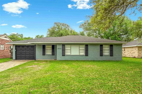 2503 Oak Cliff Street, Lake Charles, LA 70607