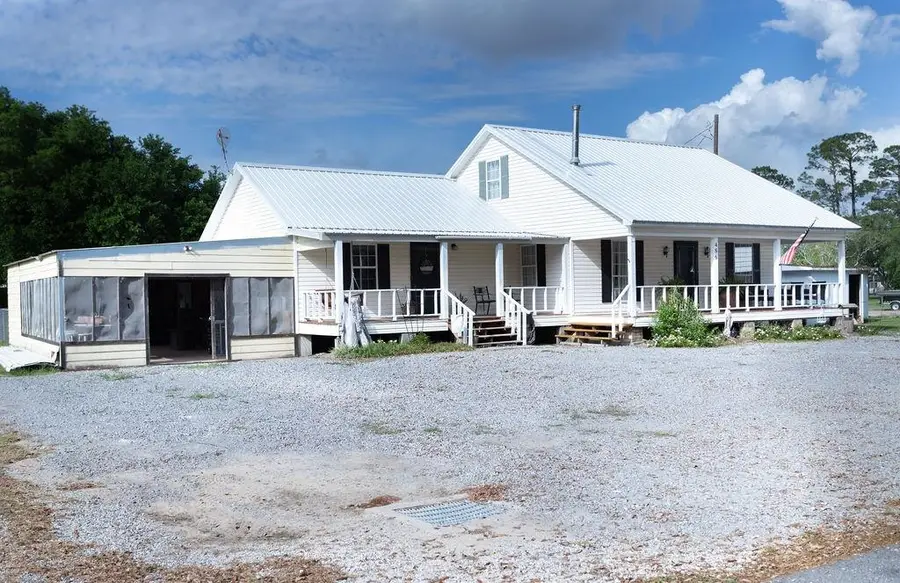 486 Louisiana Avenue, Gueydan, LA 70542 - #3