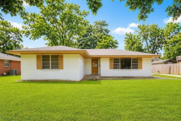 911 Dolby Street, Lake Charles, LA 70605